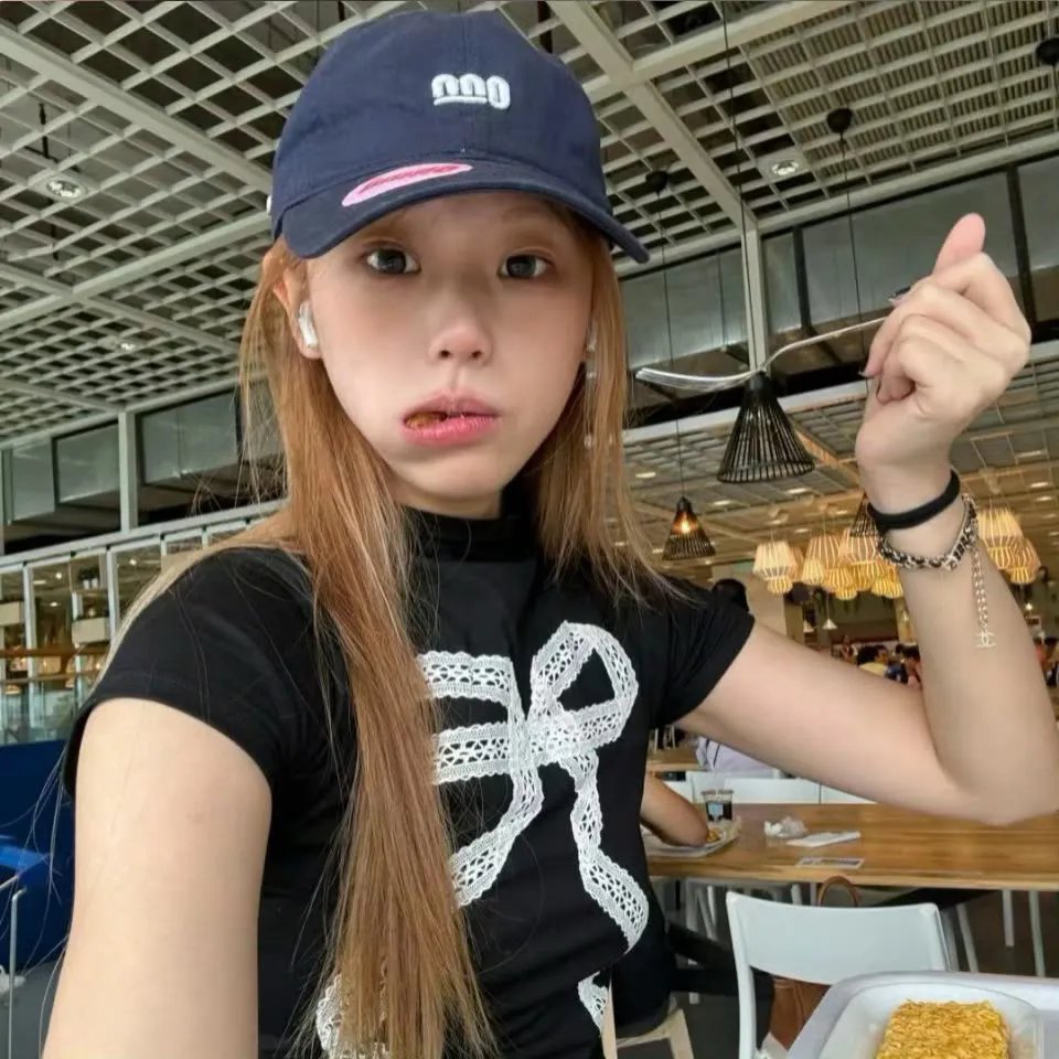 沼泽的蓝天